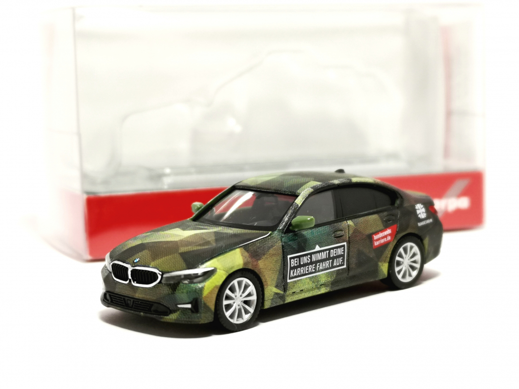 746885 BMW 3er Limousine „Bundeswehr Personal“ Herpa
