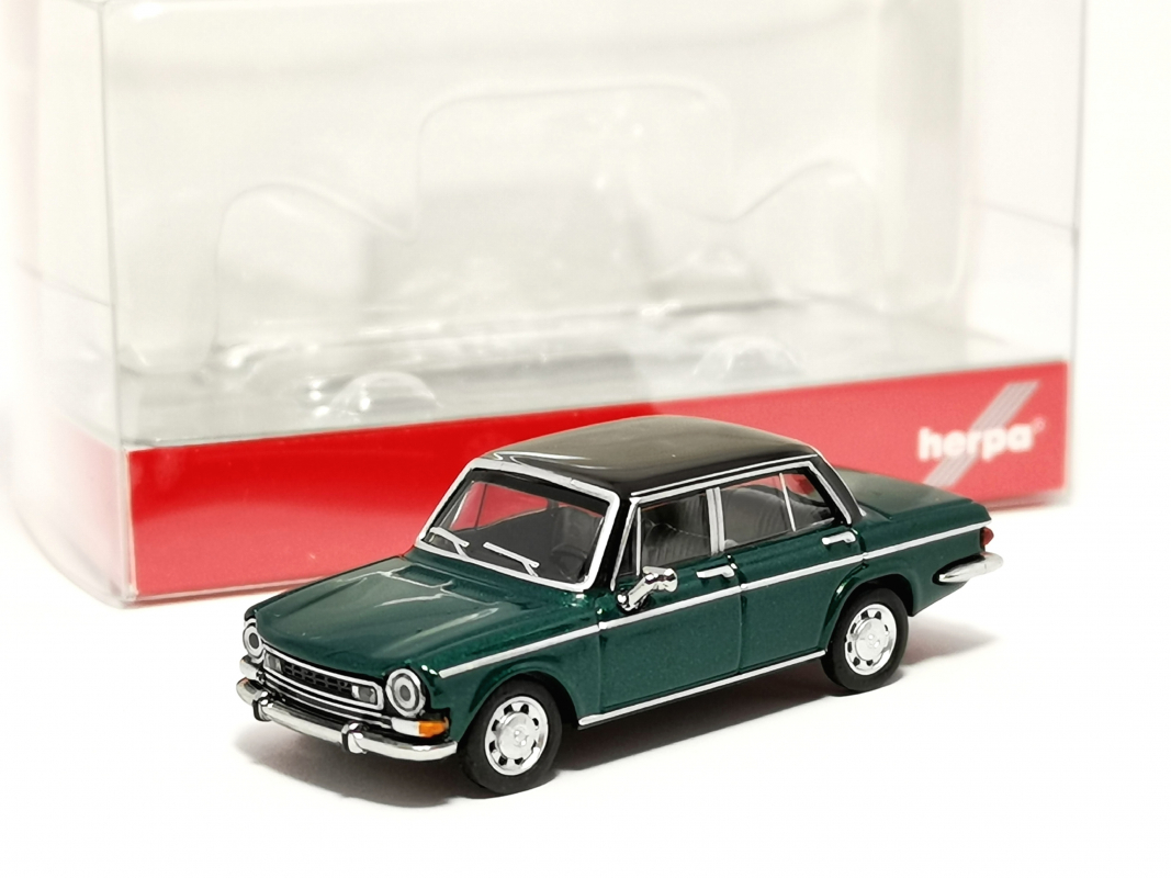 430746-003 Simca 1301 Special, grün/schwarz Herpa