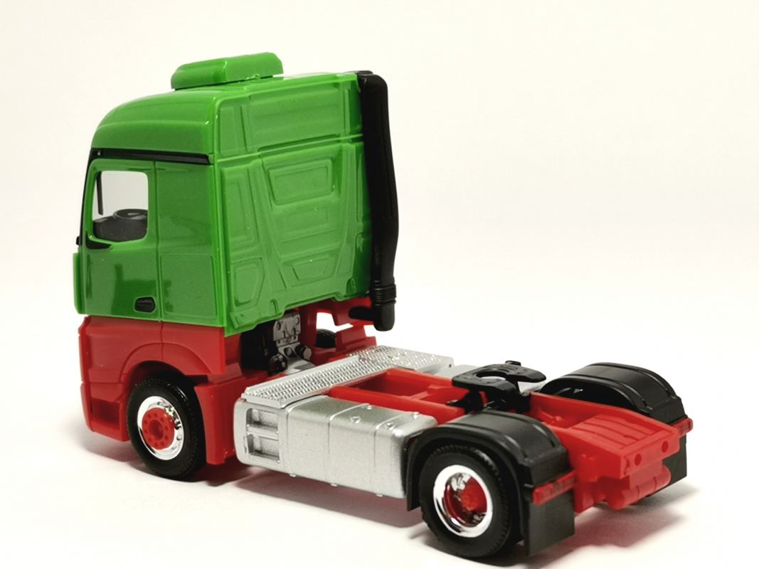 Mb Actros Streamspace Zugmaschine 2a „Hubert Kläsener“ Herpa
