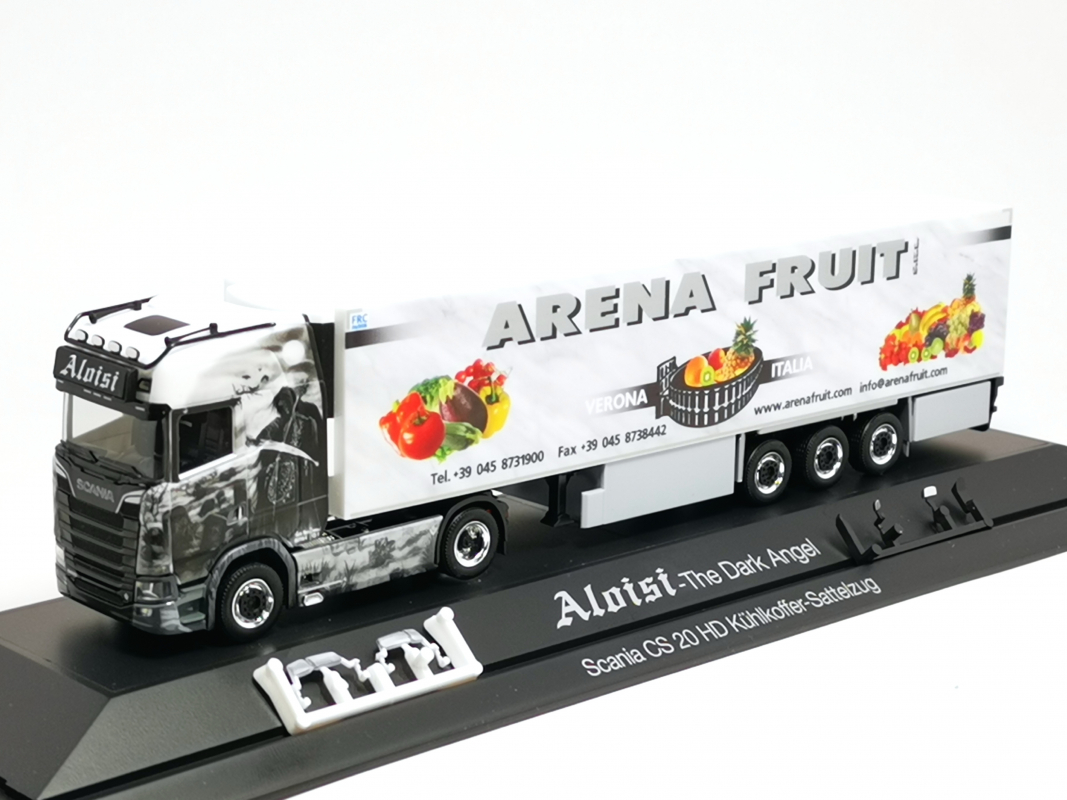 122269 Scania CS 20 HD Kühlkoffer-Sattelzug „Arena Fruit“ (Italien/Santa Maria di Zevio) Herpa