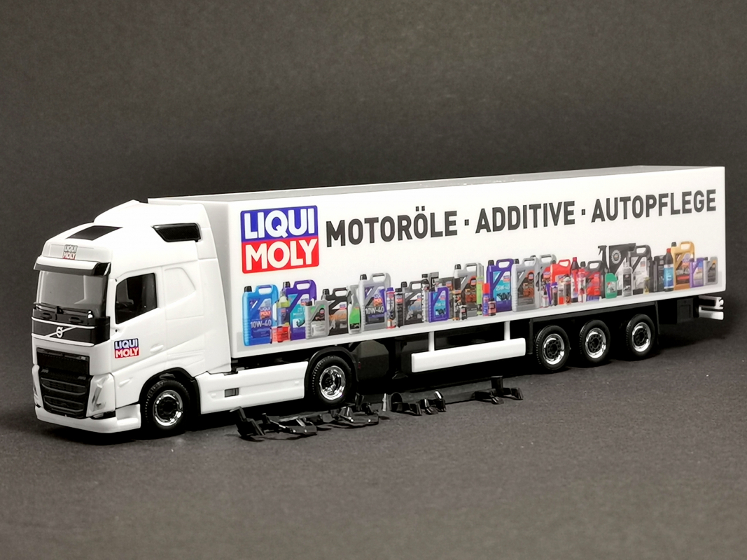 950107 Volvo FH GL. 2020 Koffer Sattelzug "Liqui Moly" Herpa