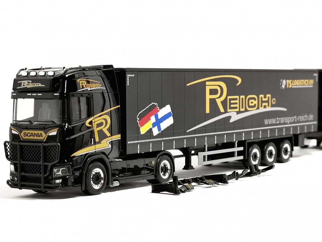 316422 Scania CS 20 HD Gigaliner "Philipp Reich" Herpa