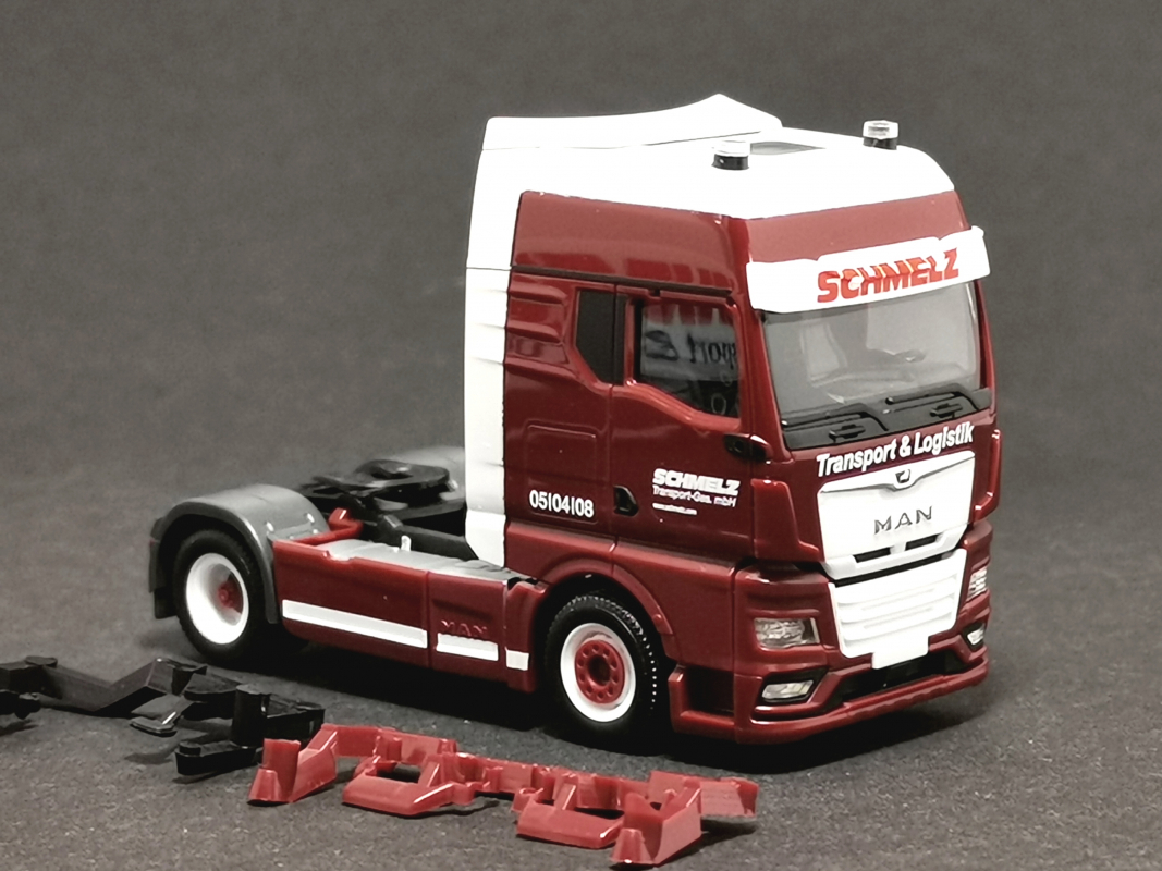 MAN TGX GX Zugmaschine "Schmelz" Herpa