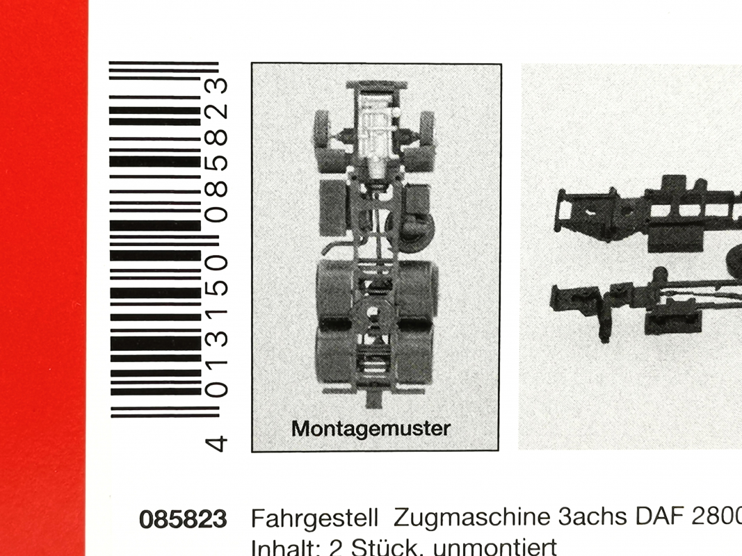 085823 Fahrgestell Zugmaschine 3achs DAF 2800/Rába (2 Stück) Herpa