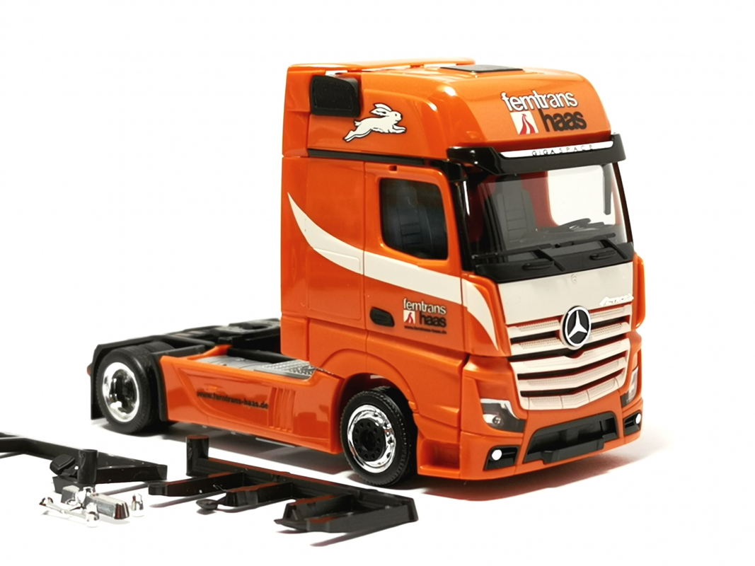 Mb Actros L Gigaspace Lowliner Zugmaschine "Ferntrans Haas" Herpa