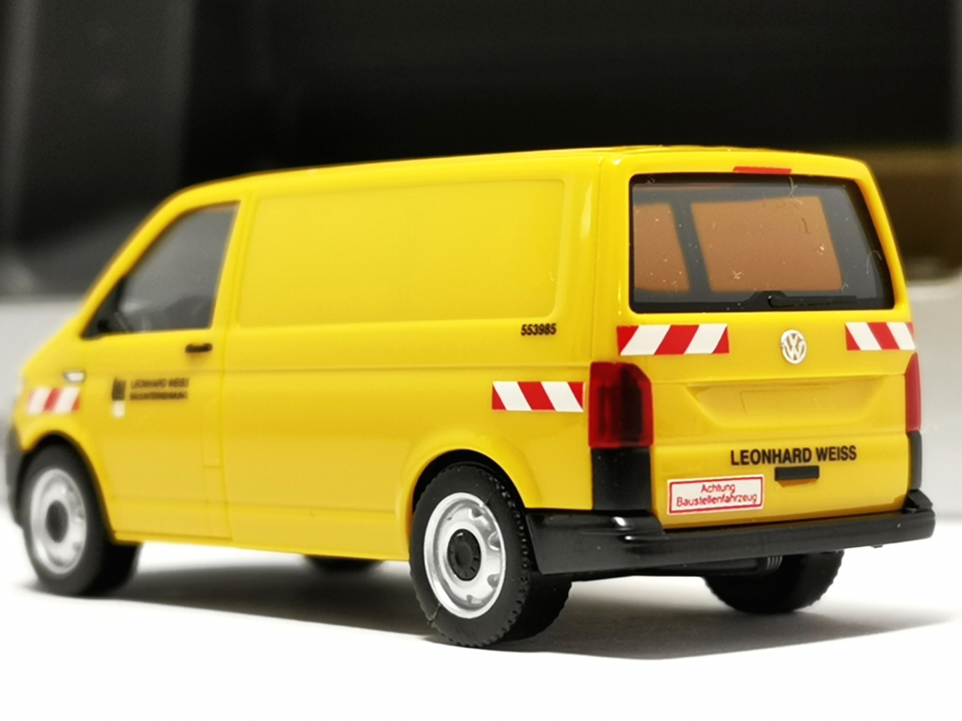 952439 VW T6 Kasten "Leonhard Weiss" Herpa