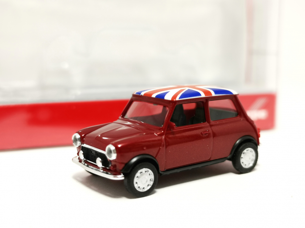 431149 Mini Mayfair Rechtslenker, nightfire red metallic