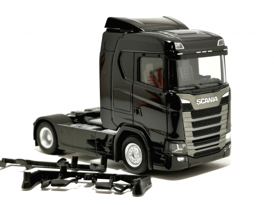 310192-002 Scania CS 20 ND Zugmaschine, schwarz	Herpa