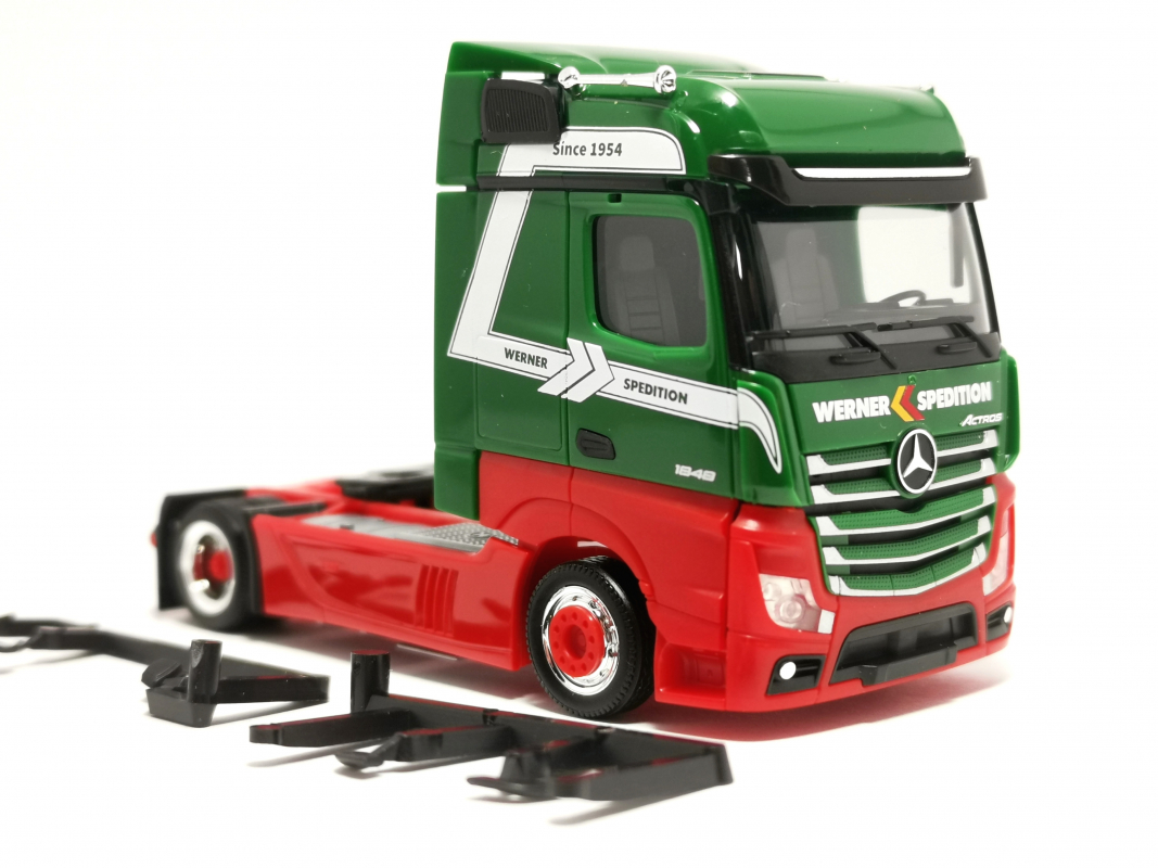 Mb Actros Bigspace Zugmaschine "Werner" Herpa