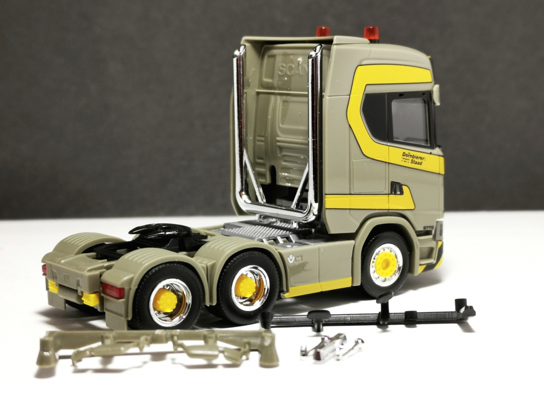 Scania CS20 HD Zugmaschine "Dornbierer" Herpa 997