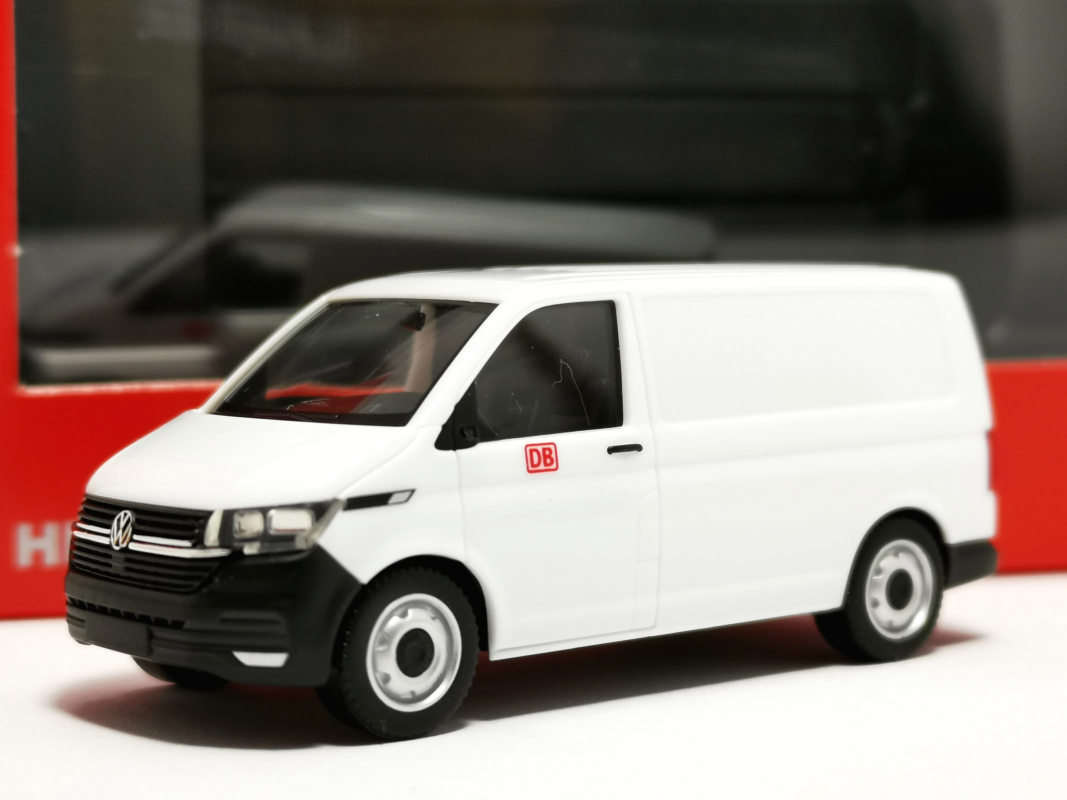 098205 Volkswagen (VW) T 6.1 Transporter "DB" Herpa