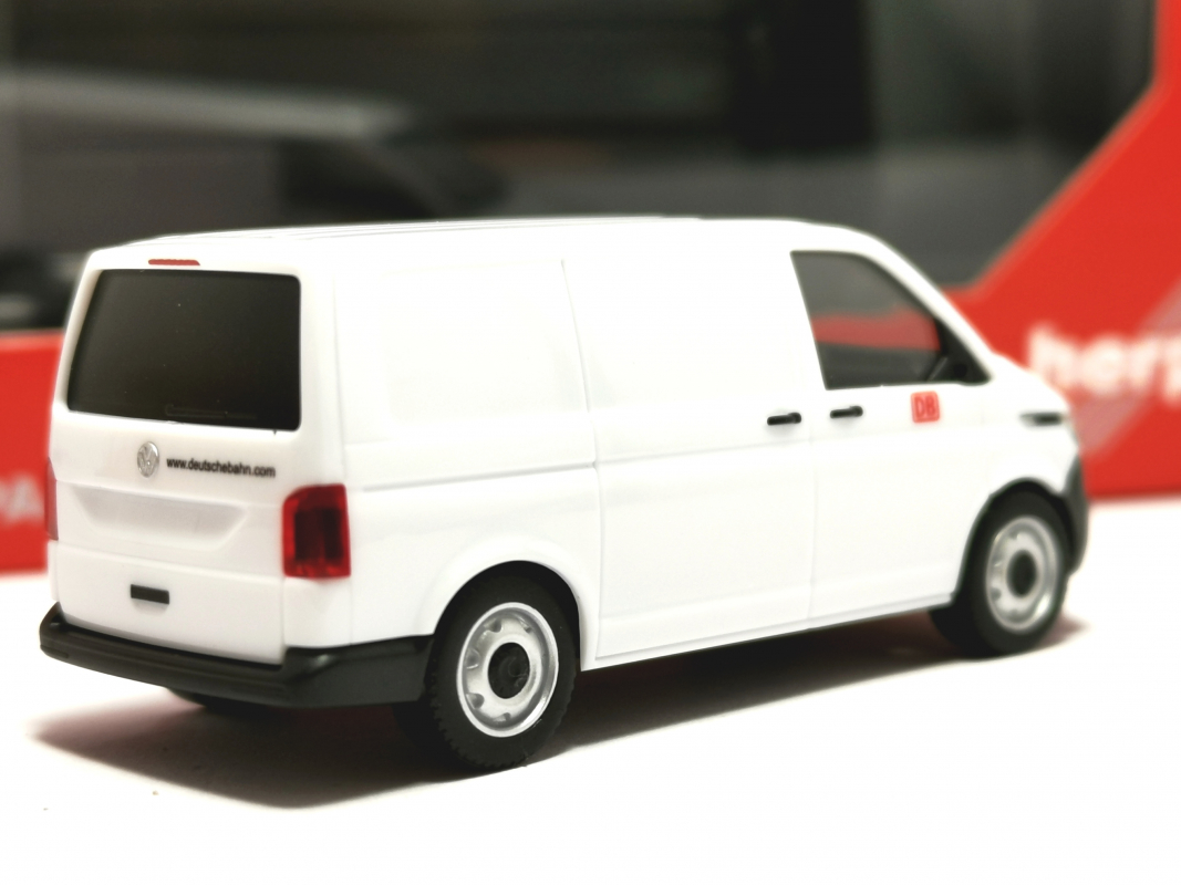 098205 Volkswagen (VW) T 6.1 Transporter "DB" Herpa