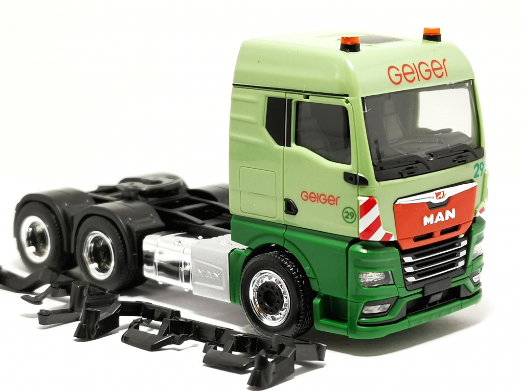 MAN TGX GX 3a Zugmaschine "Geiger" Herpa