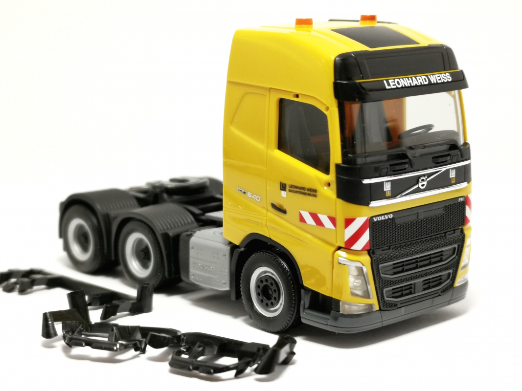 Volvo FH GL13 Zugmaschine "Leonhard Weiss" Herpa