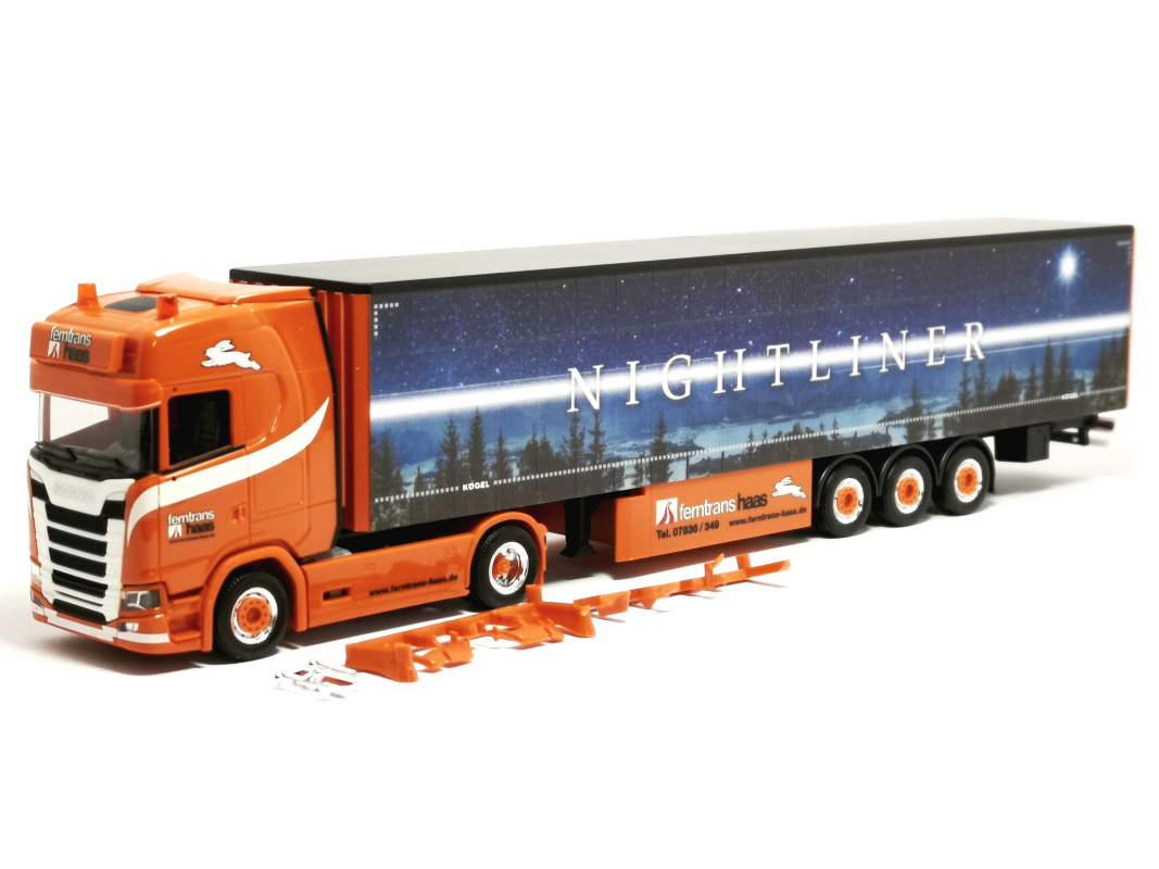 318785 Scania CS 20 HD 15m Gardinenplanen-Sattelzug "Ferntrans Haas" Herpa
