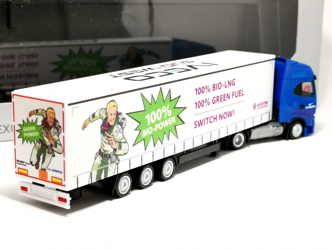 954266 Iveco S-Way LNG Lowliner Gardinenplanen Sattelzug "J.S Logistics" Herpa - SALE