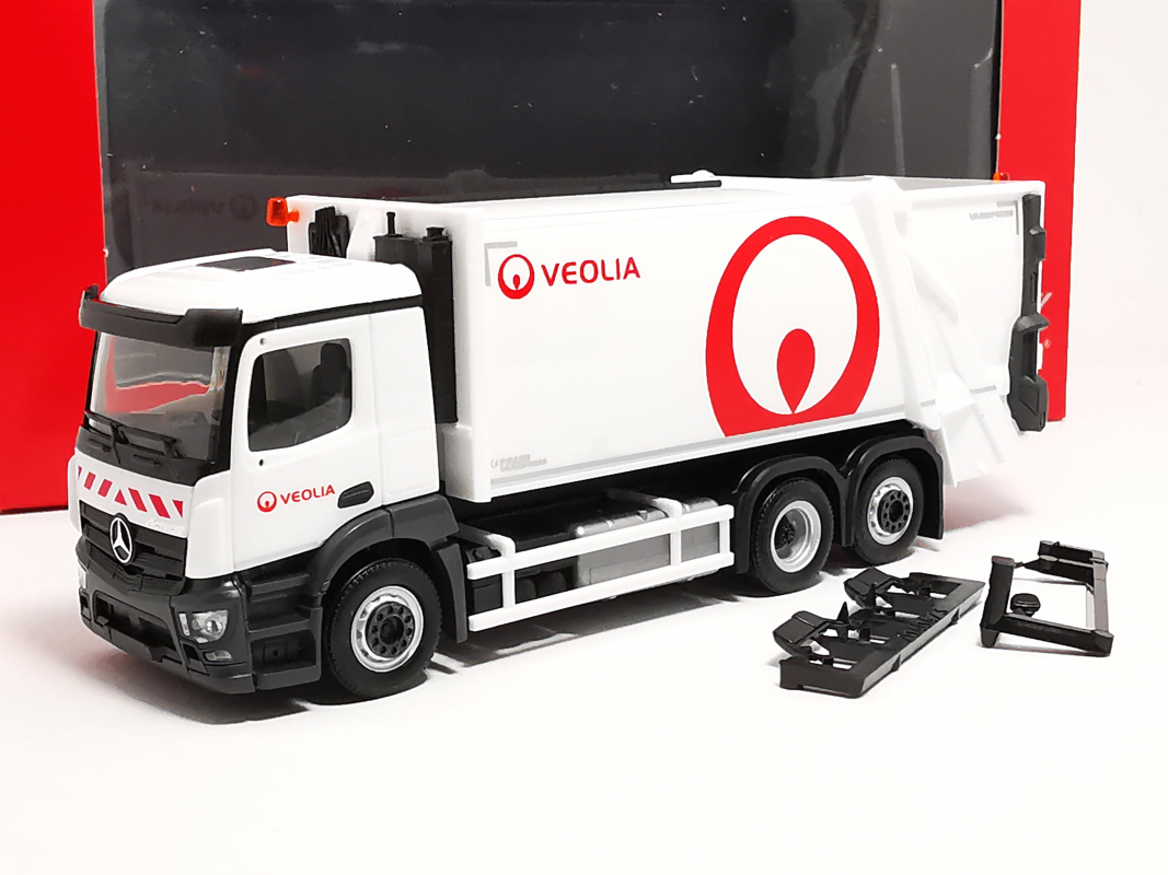 319102 Mercedes-Benz Actros M Pressmüllfahrzeug "VEOLIA" Herpa