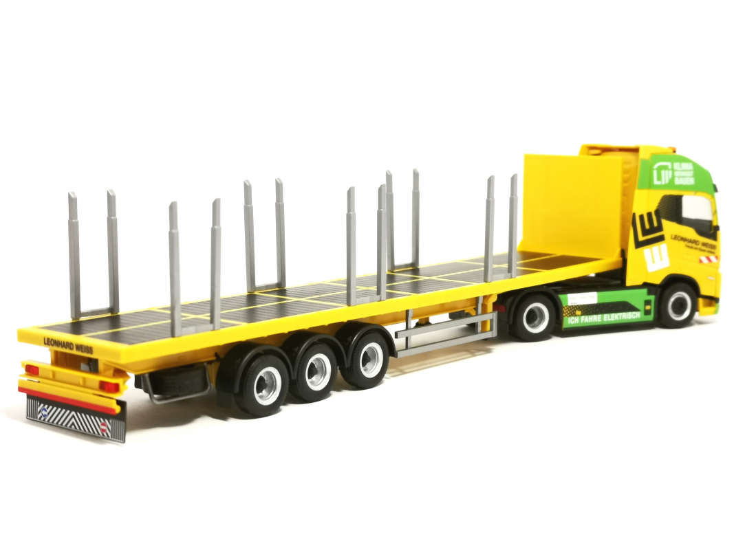 958622 Volvo FH Electric Pritschen Sattelzug "Leonhard Weiss - Klima" Herpa