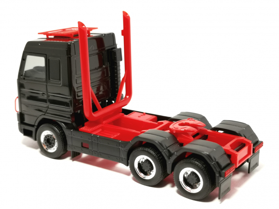 316743-002 Scania 143 Streamline Zugmaschine 3achs (6x4), schwarz Herpa