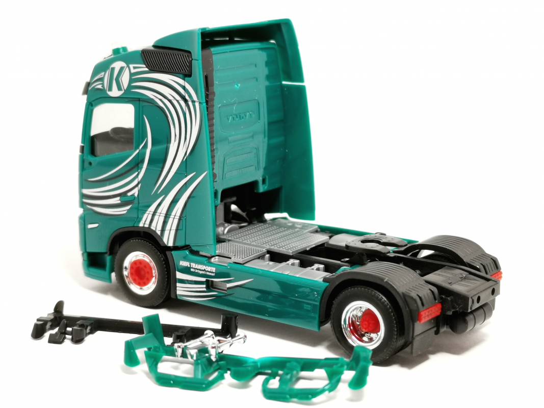 Volvo FH GL 2020 Zugmaschine "Kiefl Transport" Herpa - SALE