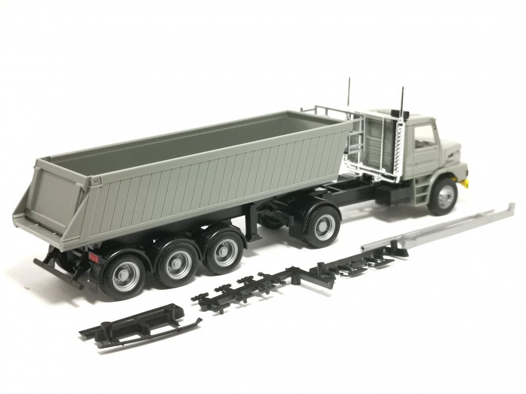 319713 Scania 142 Hauber Kipp-Sattelzug, grau/gelb Herpa - SALE