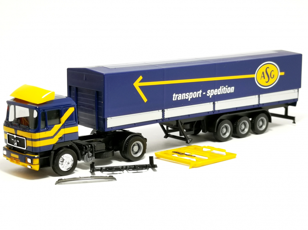 319638 MAN F90 Planen-Sattelzug "ASG" (Schweden) Herpa