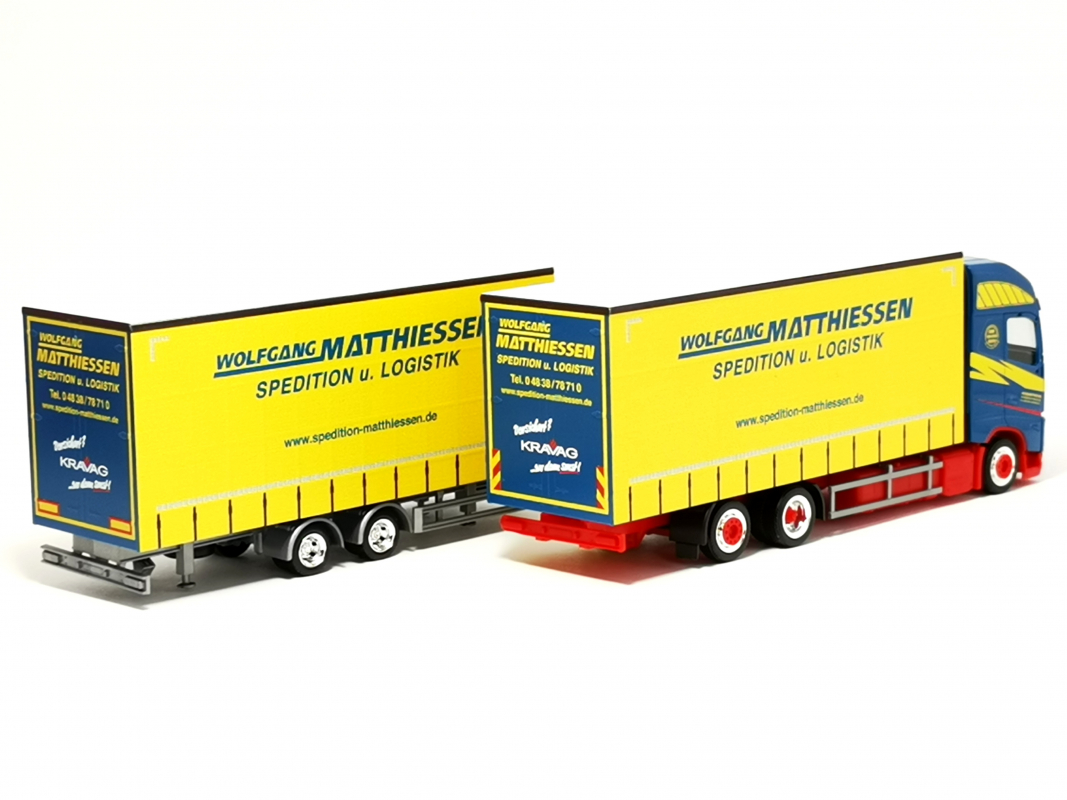 319515 Volvo FH GL XL 2020 Jumbogardinenplanentandem-Hängerzug "Wolfgang Matthiessen" Herpa