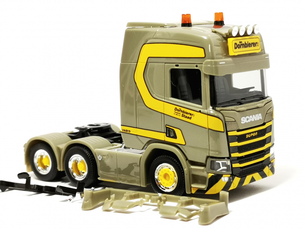 Scania CR 20 HD Zugmaschine "Dornbierer" Herpa