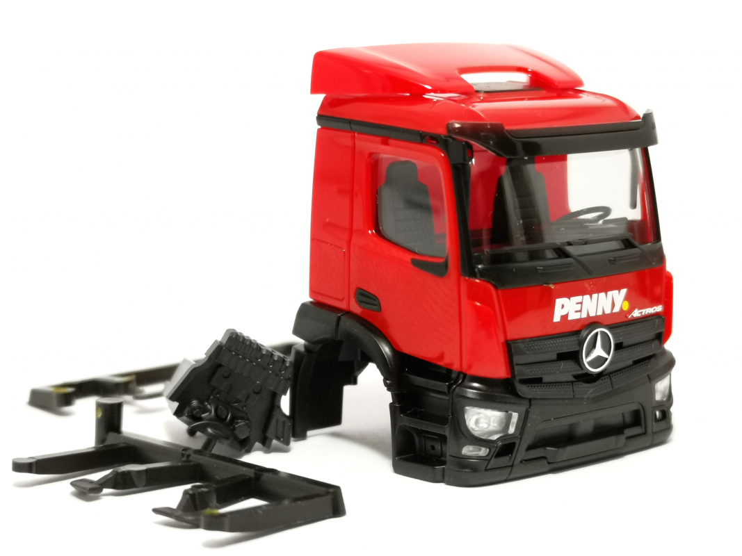 Fahrerhaus Mercedes-Benz Classicspace mit Motor "Penny" Herpa