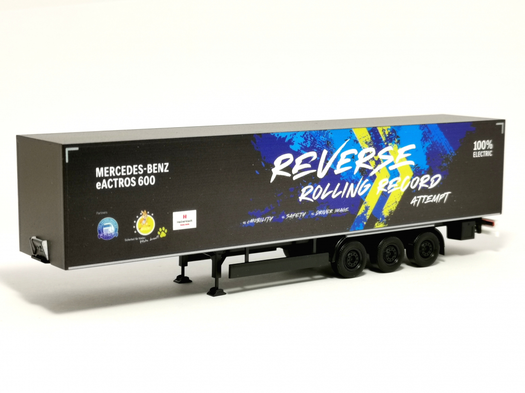 Koffer Auflieger "Reverse Record 124,7km - Herpa