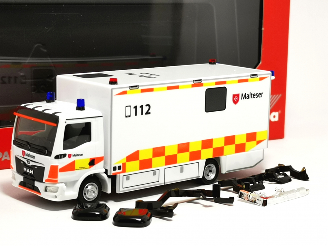 098809 MAN TGL CC Koffer-LKW "Malteser München" Herpa