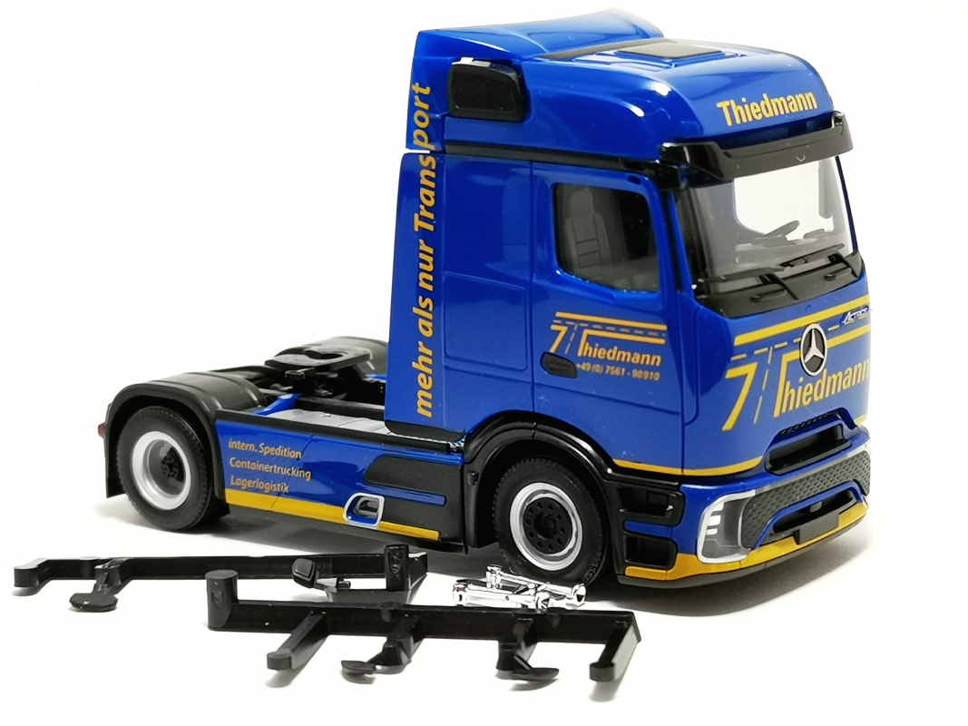 Mb Actros L ProCabin Bigspace Zugmaschine "Thiedmann" Herpa