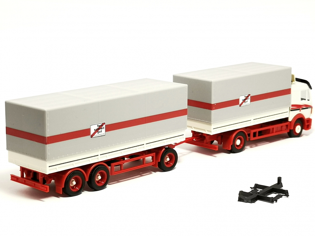 320146 Mercedes-Benz SK 94 Planen-Hängerzug "fern-schnell-gut" Herpa