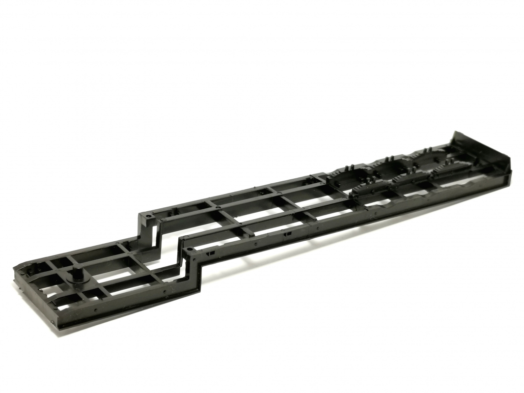 Auflieger Unterbau 14,6cm - schwarz Herpa C318