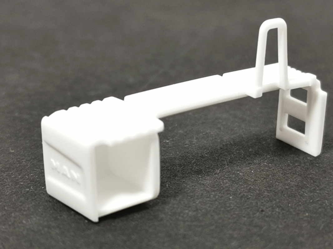 Trittblech MAN TGX GX, weiß Herpa C326