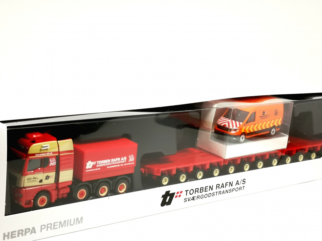 960991 MAN TGX GX mit Tiefladeanhänger und MAN TGE Kasten Hochdach "Torben Rafn" Herpa