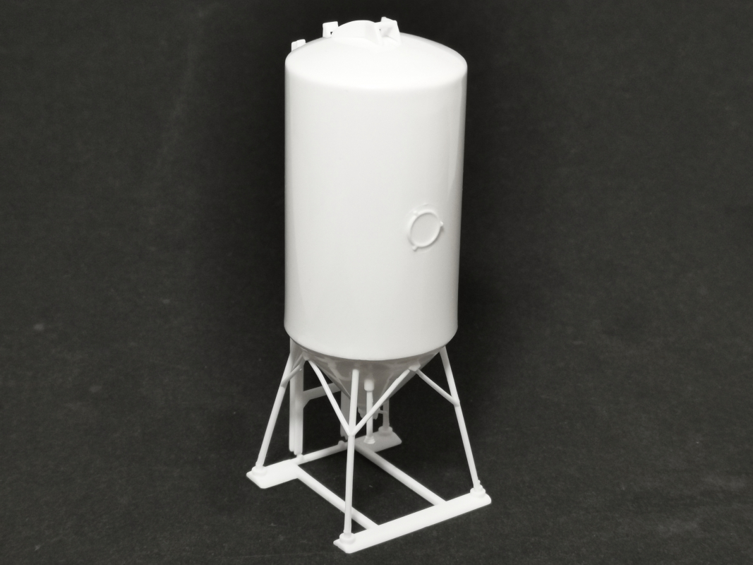 Standsilo 22,5m³ 1:87, weiß unmontiert Herpa