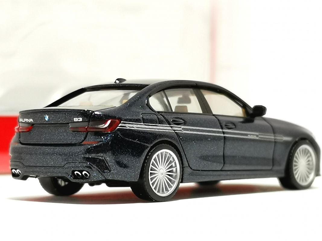 430890-002 BMW Alpina B3 Limousine, arctic race blue Herpa