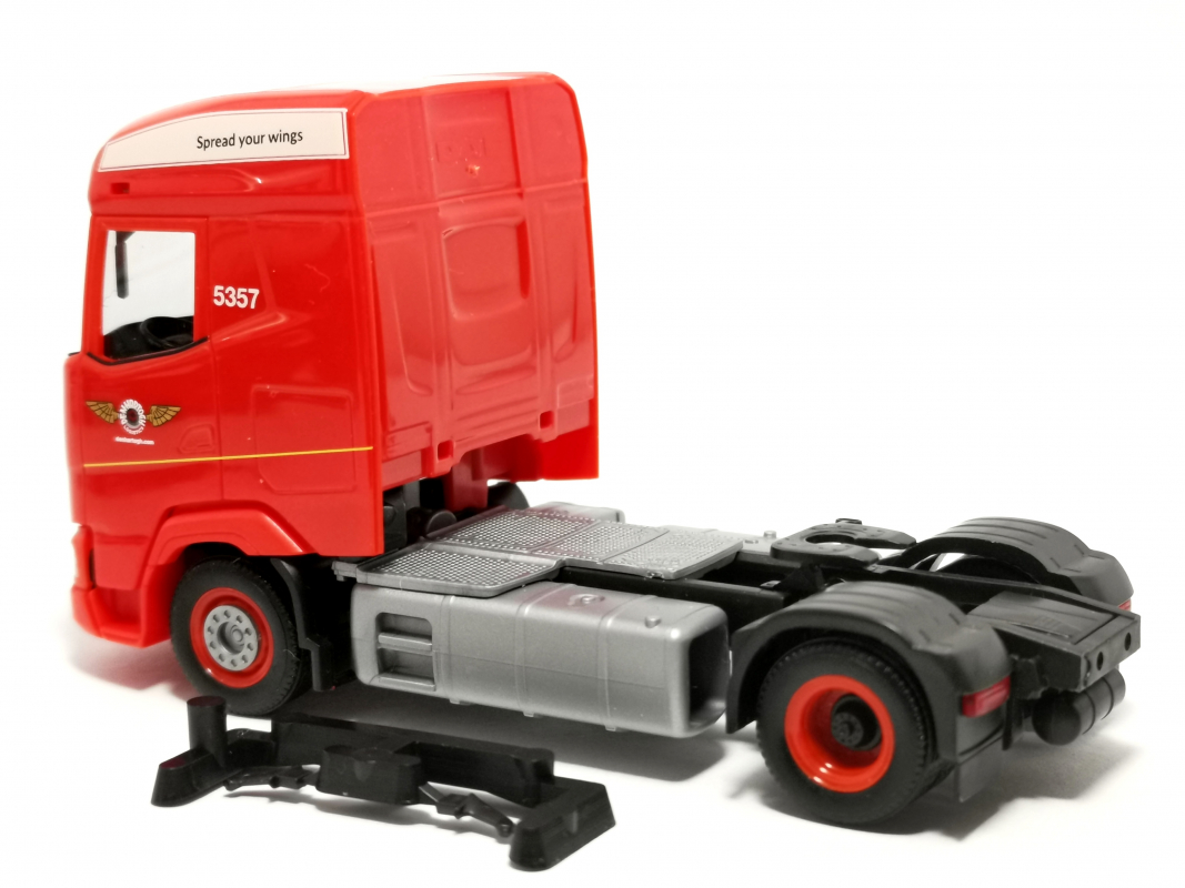 DAF XG Zugmaschine "Den Hartogh" Herpa