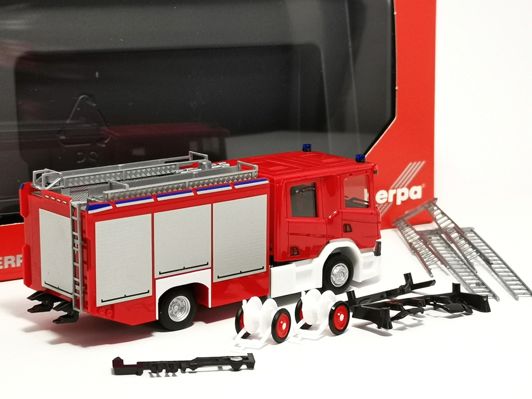 098892 Scania CP28 Crewcab Löschfahrzeug "Feuerwehr" Herpa