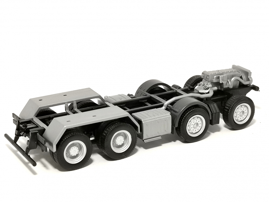 Fahrgestell Mercedes-Benz 4-achs für Betonmischer Herpa 133