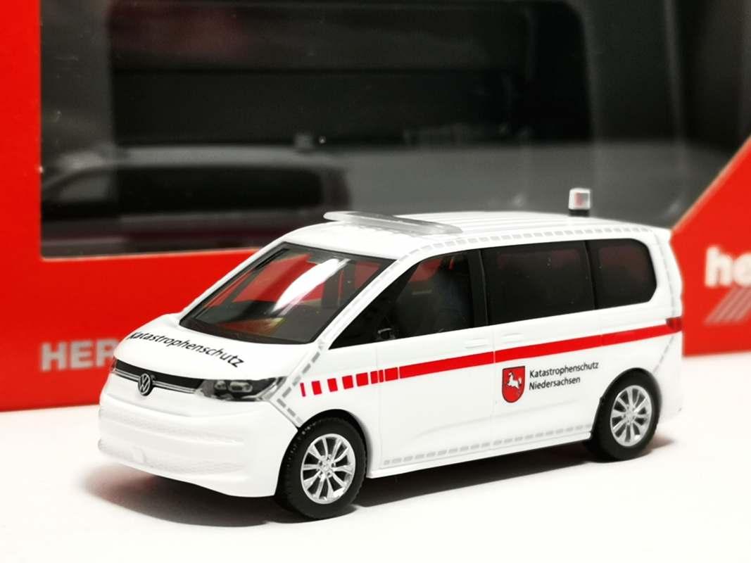 098779 VW Multivan (2022) "Katastrophenschutz Niedersachsen" Herpa