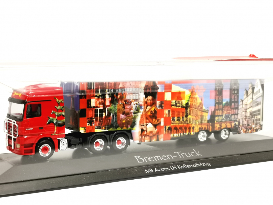 120715 Mercedes-Benz Actros LH '02 Koffer-Sattelzug "Bremen" Herpa PC ohne Umverpackung