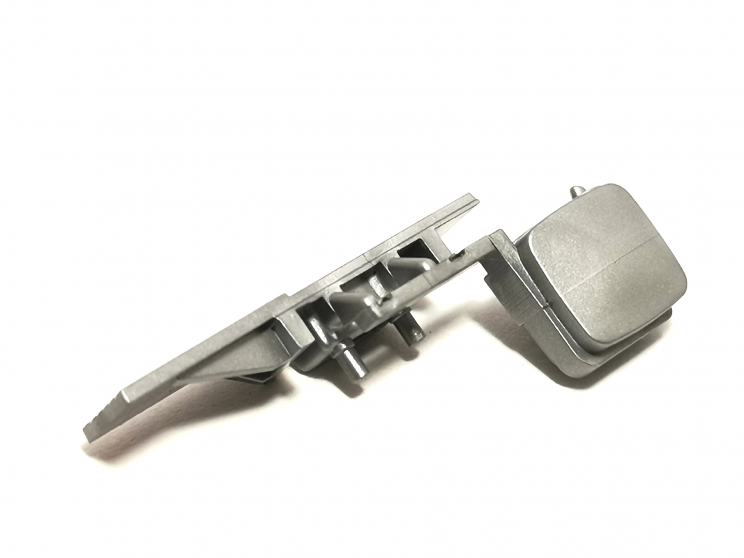 Trittblech mit Tank MAN, silber Herpa C446
