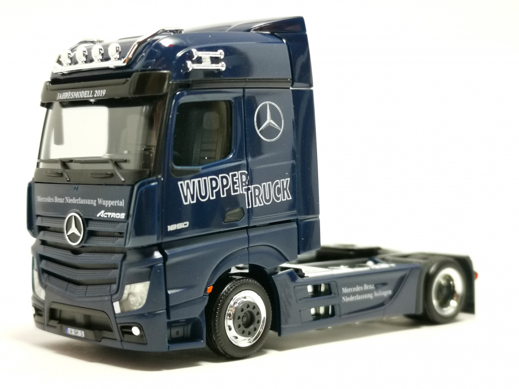 Mb Actros Bigspace´18 Lowliner Zugmaschine "Wupper Truck" Herpa 2019