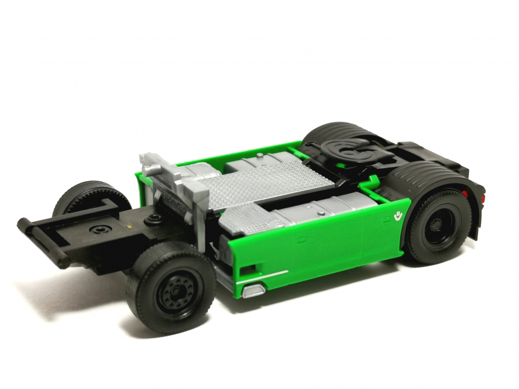 Fahrgestell Scania CS/CR V8 2a, grün Herpa
