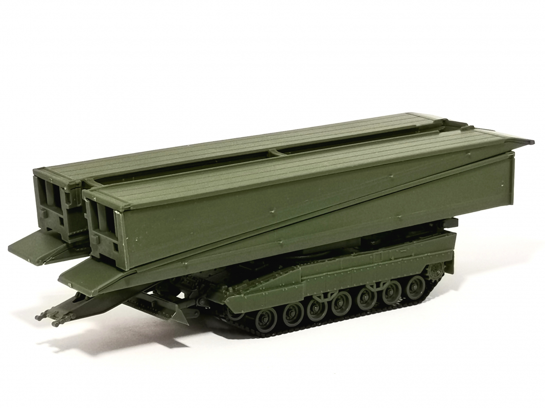 746861 Brückenlegepanzer Leguan 26m, undekoriert Herpa