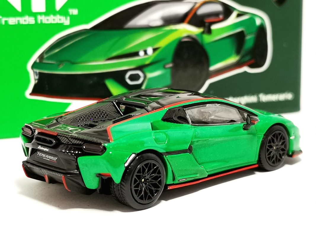 902471 Lamborghini Temerario - grün, Motorabdeckung abnehmbar Trends Hobby 1:64