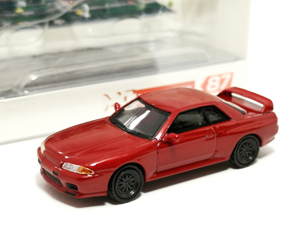 110998 MicroCity: Nissan Skyline GTR32, weinrot