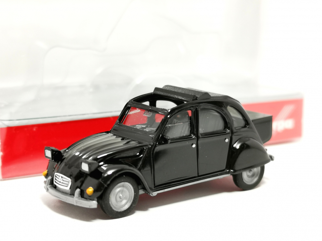 027632-007 Citroen 2 CV mit Queue, schwarz Herpa